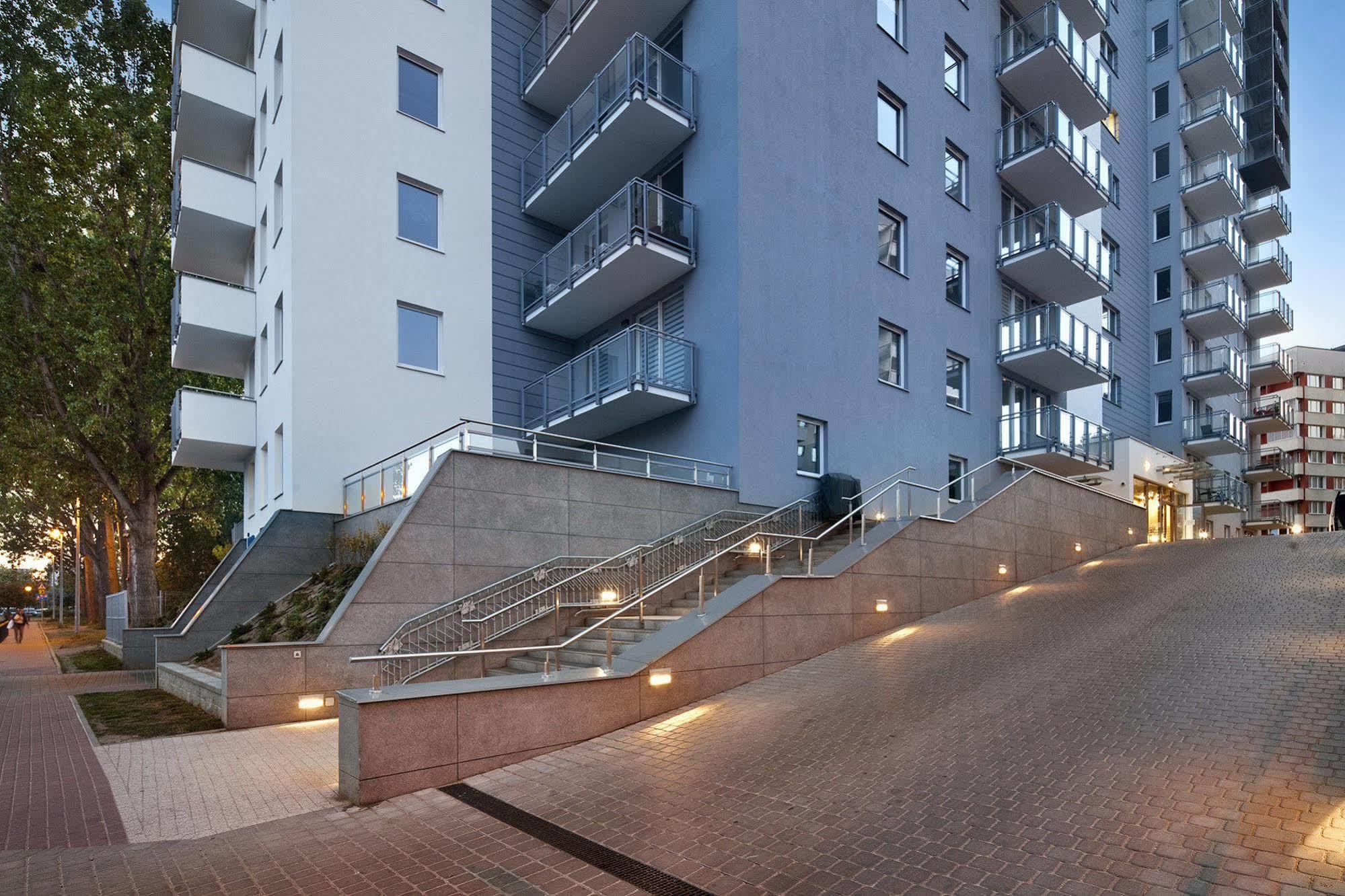 Irs Royal Apartments Apartamenty Irs Trzy Zagle Gdańsk Exteriör bild